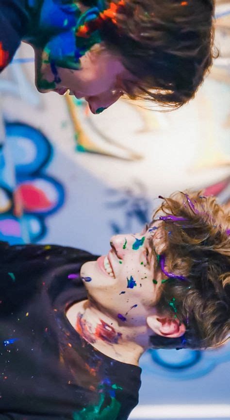 Pin By Wiesel M On Cute Gay Love Kissing In The Rain Cute Gay Couples Cute Gay