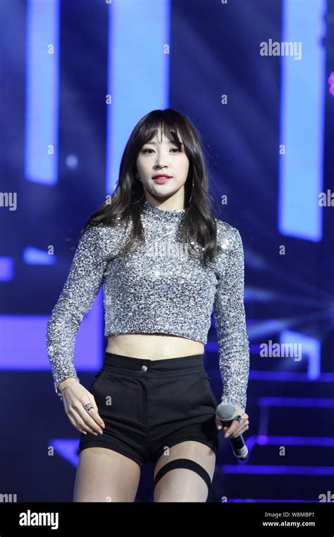 Ahn Hee Yeon Better Known By Her Stage Name Hani Of South Korean Girl