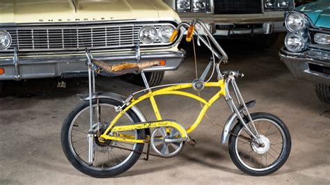 Schwinn Lemon Peeler Bicycle At Elmers Auto And Toy Museum Collection