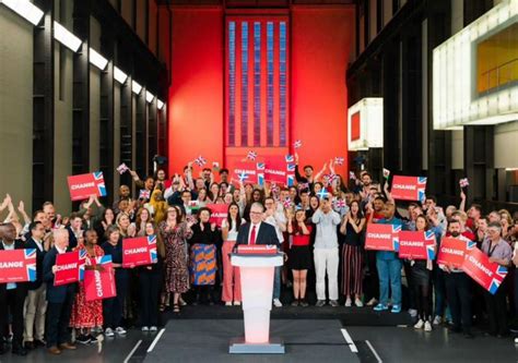 Los Laboristas Arrasan En Las Elecciones De Reino Unido