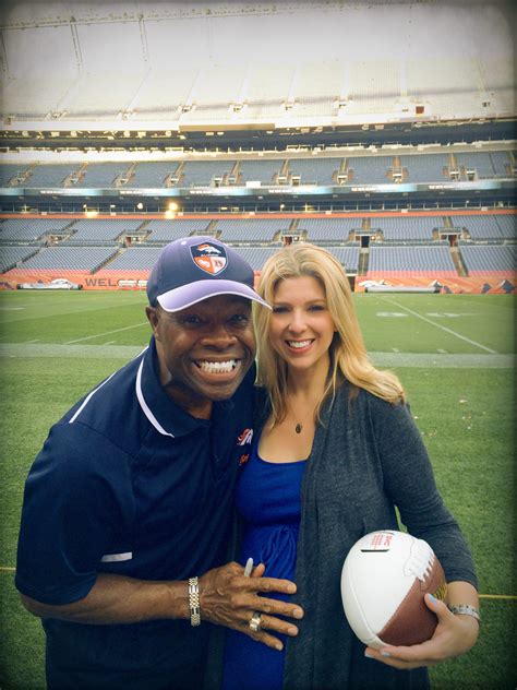 Power Players: Meet Liz Loza, Fantasy Football Expert | by Lisa Raphael