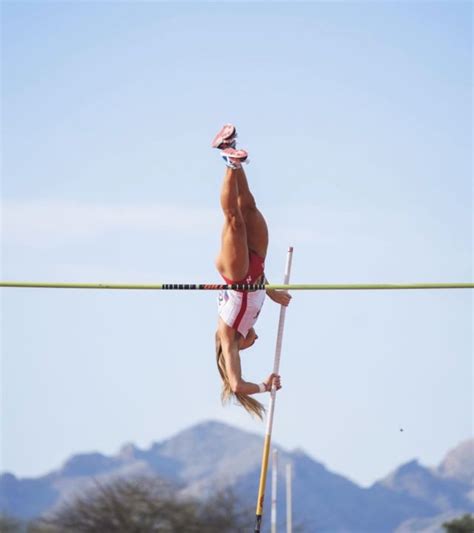 Jess Gardner Pole Vault Nil Profile Opendorse