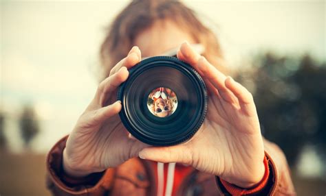 Buying A Hot Shoe Flash Things You Need To Know