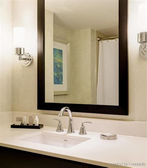 RENAISSANCE ARLINGTON CAPITAL VIEW HOTEL 4⋆ ::: VA, UNITED STATES