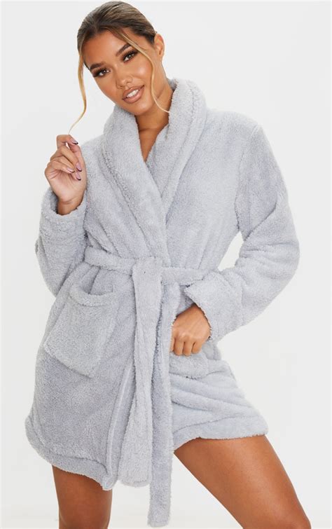 Grey Fluffy Short Dressing Gown Prettylittlething