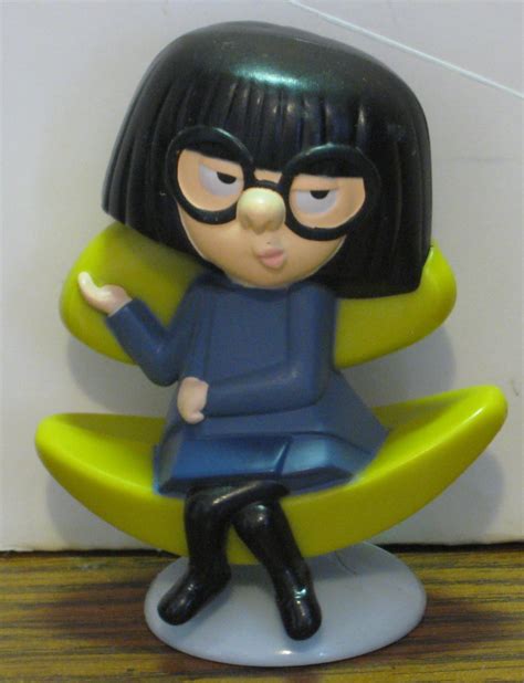 Disney Pixar Incredibles 2 Edna Bobble Toy Mcdonalds Happy Meal