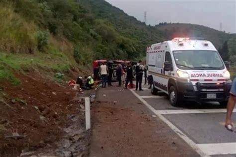 Trágico accidente automovilístico en autopista de Veracruz hay 2