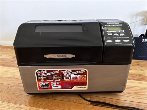 Zojirushi Home Bakery Supreme Breadmaker Bb Cec For Sale In West Los