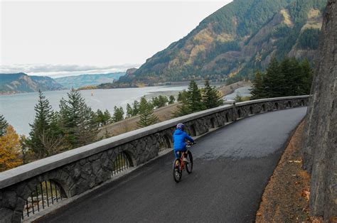 Riding The Newest Section Of The Historic Columbia River Highway State