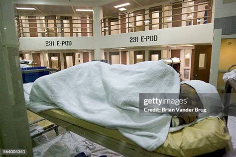 78 Los Angeles County Jail Twin Towers Stock Photos, High-Res Pictures ...