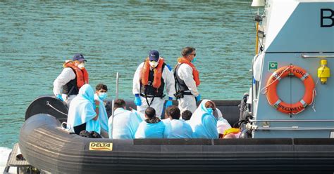 Manche Naufrage Meurtrier Dun Bateau De Migrants Quatre Personnes