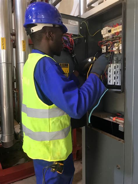 Electrical Installation Design Calculations For Electricians And Designers Electrical Regulations 10