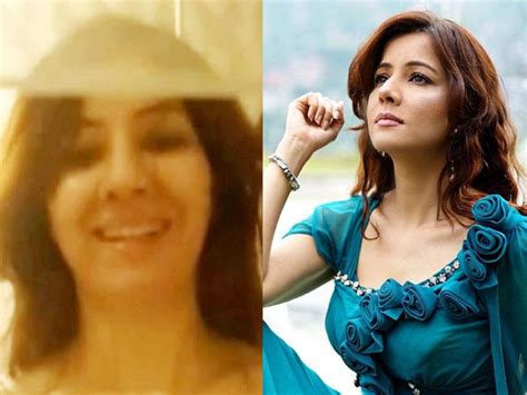 Pakistani singer Rabi Pirzada nude video went viral नयड वहडओ लक झलयन चरचत आल