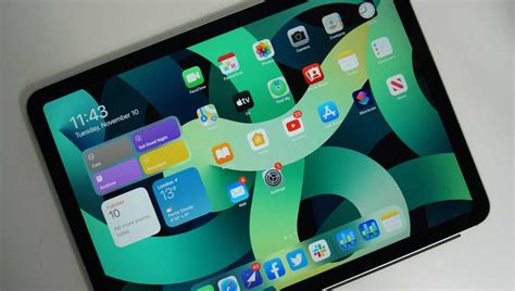 iPad Air With OLED Screen 'Now Delayed Until 2023' | Macworld