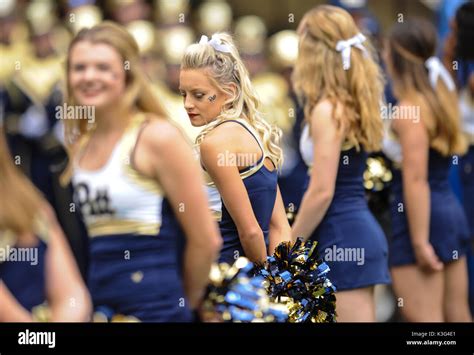 Pitt Cheerleaders