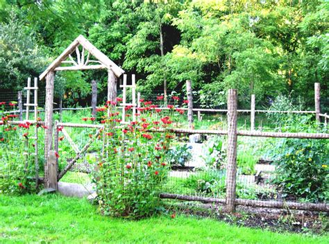 Backyard Vegetable Garden Ideas | Homsgarden