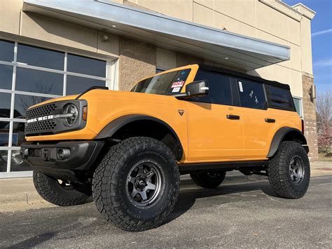 Ford Bronco Shok D665 Gallery SoCal Custom Wheels