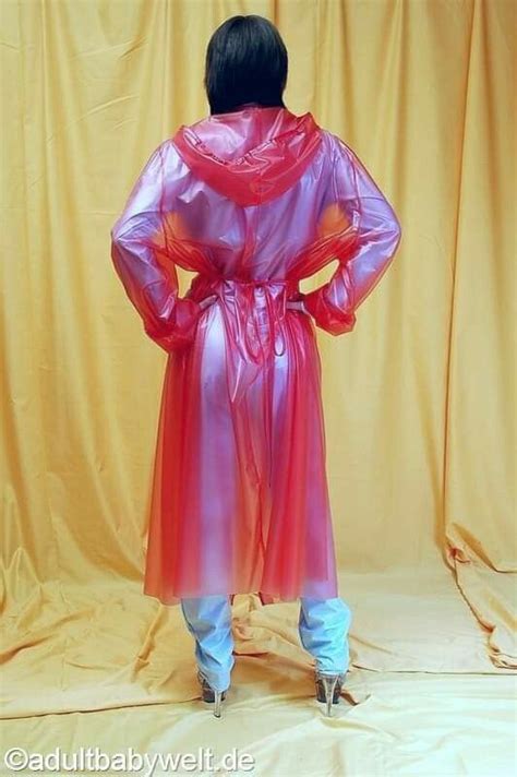 Pin By Bernd Harzer On Vinyl Raincoat Fashion Rain Fashion Rainwear