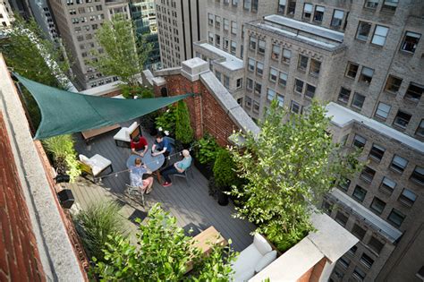 Midtown Manhattan Rooftop Garden Traditional Deck New York By