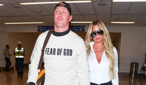 Kim Zolciak Pleads With Police In Bodycam Footage As Kroy Biermann Barricades Himself In Bedroom