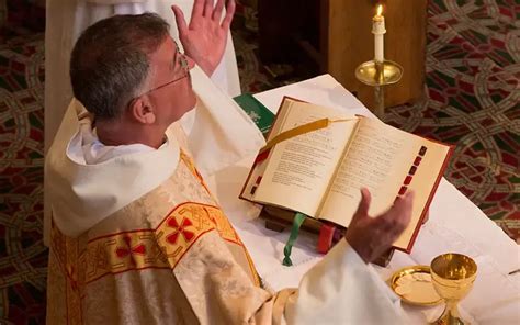 Sacerdote Profesiones y Estudios Orientación Laboral