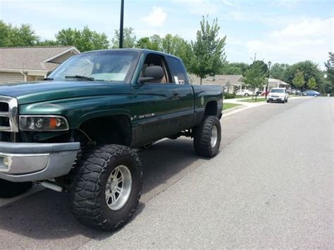 Purchase used VERY NICE GREEN DODGE RAM 98 4X4 in Roanoke, Virginia, United States, for US $7,000.00