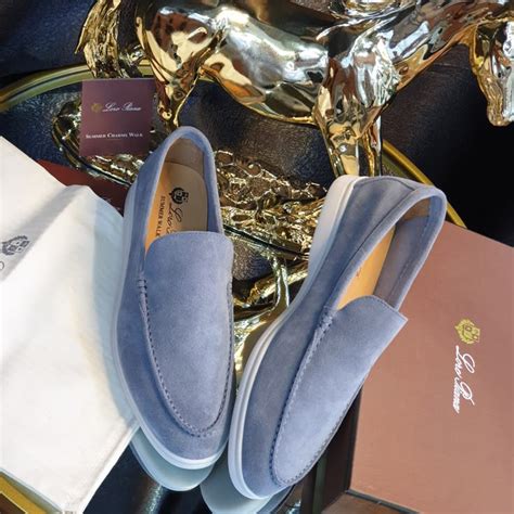 Pin on Men's shoes | Sneakers men fashion, Loafers men outfit, Chanel ...