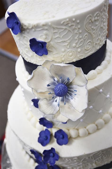 Wedding Cake Gum Paste Flower Closeup - CakeCentral.com