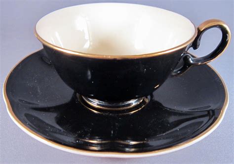 Crown Devon Teacup And Saucer 5188 Black And Cream S Fielding