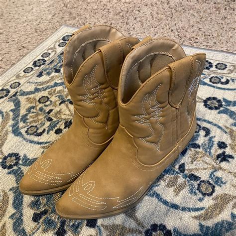 Light Brown Cowboy Boots For Women Size9 Womens Depop