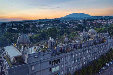 Gh Universal Hotel Setiabudi Bandung Traveloka