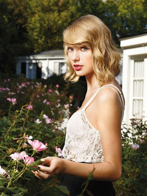 Taylor Swift: Magazine Taylor Swift Reputation Photoshoot