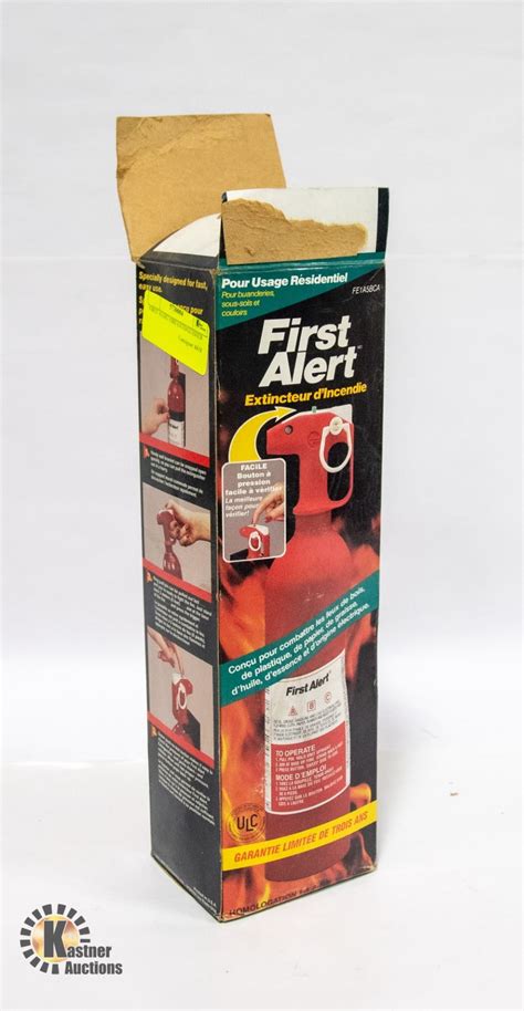 FIRST ALERT FIRE EXTINGUISHER