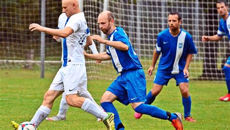 Calw VfL Höfen grüßt jetzt von der Tabellenspitze Fußball