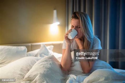 Sore Throat Night Photos And Premium High Res Pictures Getty Images