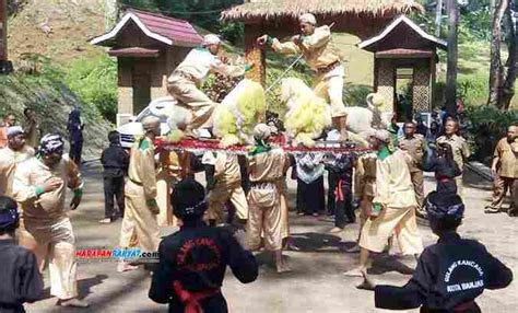 Kesenian Sisingaan Di Banjar Masih Tetap Eksis