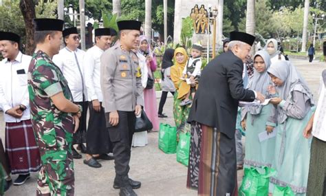 Hadir Dalam Peringatatan Hari Santri Nasional Berikut Pesan