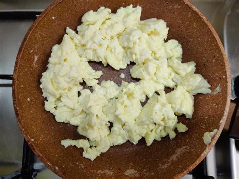 Classic Scramble Of Eggs 2023 With Pictures Step By Step Food Recipes Hub