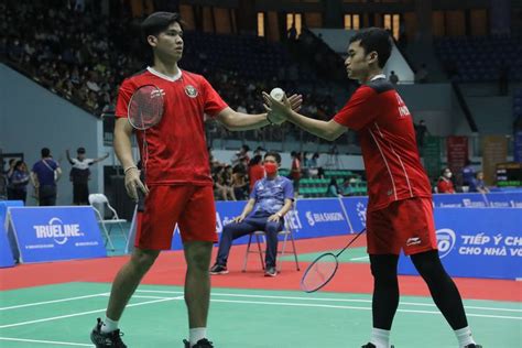 4 Wakil Ganda Putra Indonesia Maju Ke Semifinal Badminton Singapore