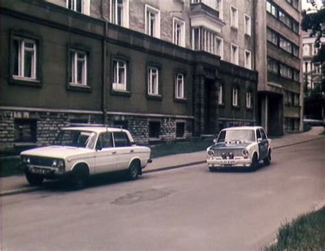 IMCDb Org 1987 VAZ 2106 Zhiguli In Obnazhyonnaya V Shlyape 1991