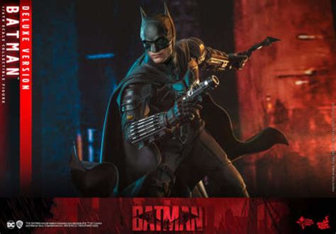 Hot Toys The Batman Sixth Scale Figure Is Ready To Fight Crime And Solve Riddles Gamespot