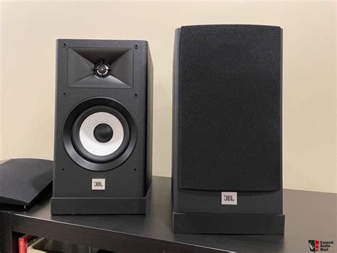 Jbl Stage A Bookshelf Loudspeakers Photo Uk Audio Mart