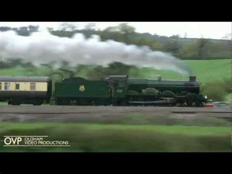 A Gwr Castle At Speed Earl Of Mount Edgcumbe Racing Alongside