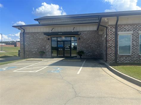 Pay rate for a phlebotomist is increasing due to medical demand