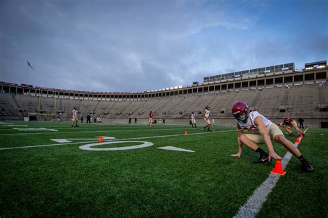 Harvard’s student-athletes set new goals with workout — Harvard Gazette