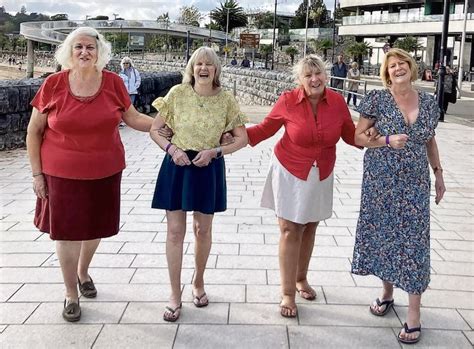 Four Girlfriends Recreate Photo From Their First Fun Loving Vacation