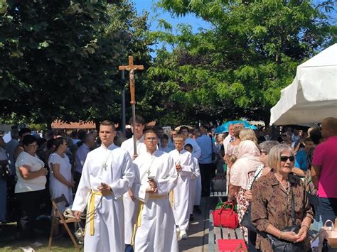 Kardinal Pulji Predvodio Proslavu Velike Gospe U Stenjevcu Ika