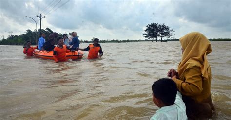 Mencari Akar Masalah Banjir Yang Berulang Di Pantura Jawa Tengah