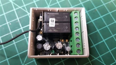 À l'intérieur d'un relais Xiaomi Aqara | Le blog de Lulu