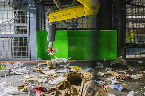 Urbaser Y Recycleye Anuncian La Primera Inversi N En Tecnolog A De